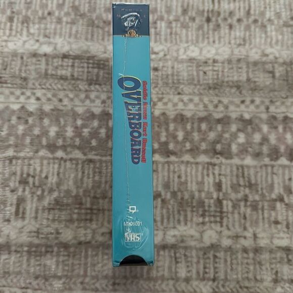 Overboard VHS BRAND NEW sealed - Picture 3 of 3